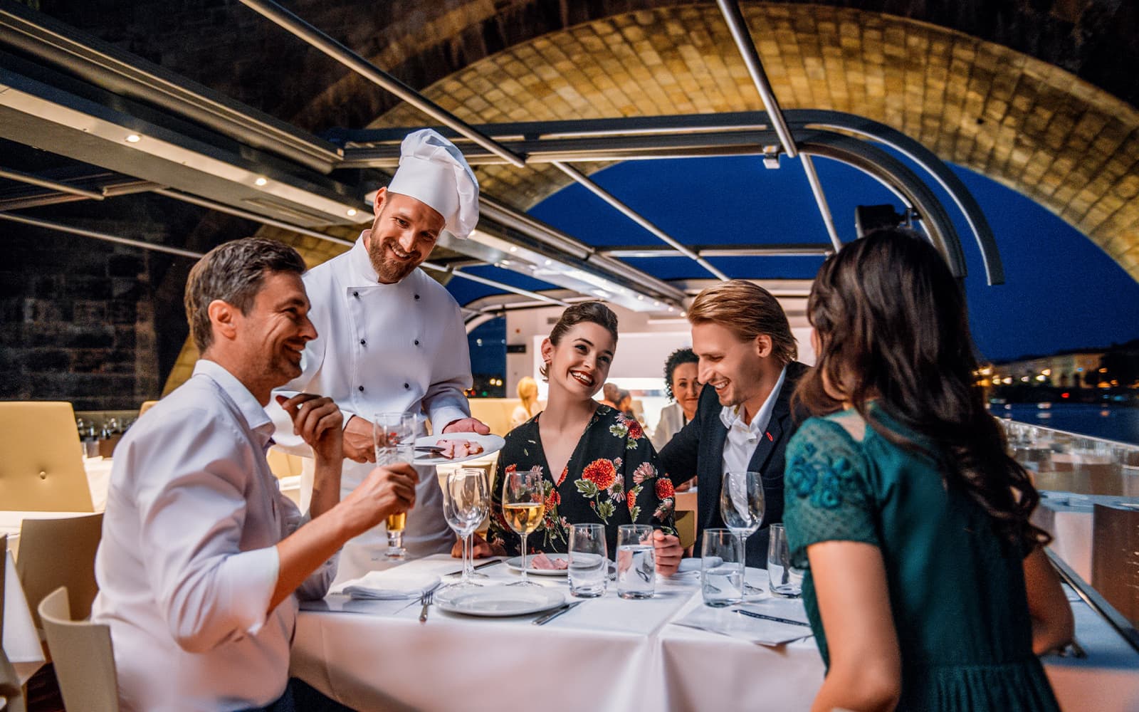 Best Prague Dinner Cruise: Dining & Sightseeing Tour