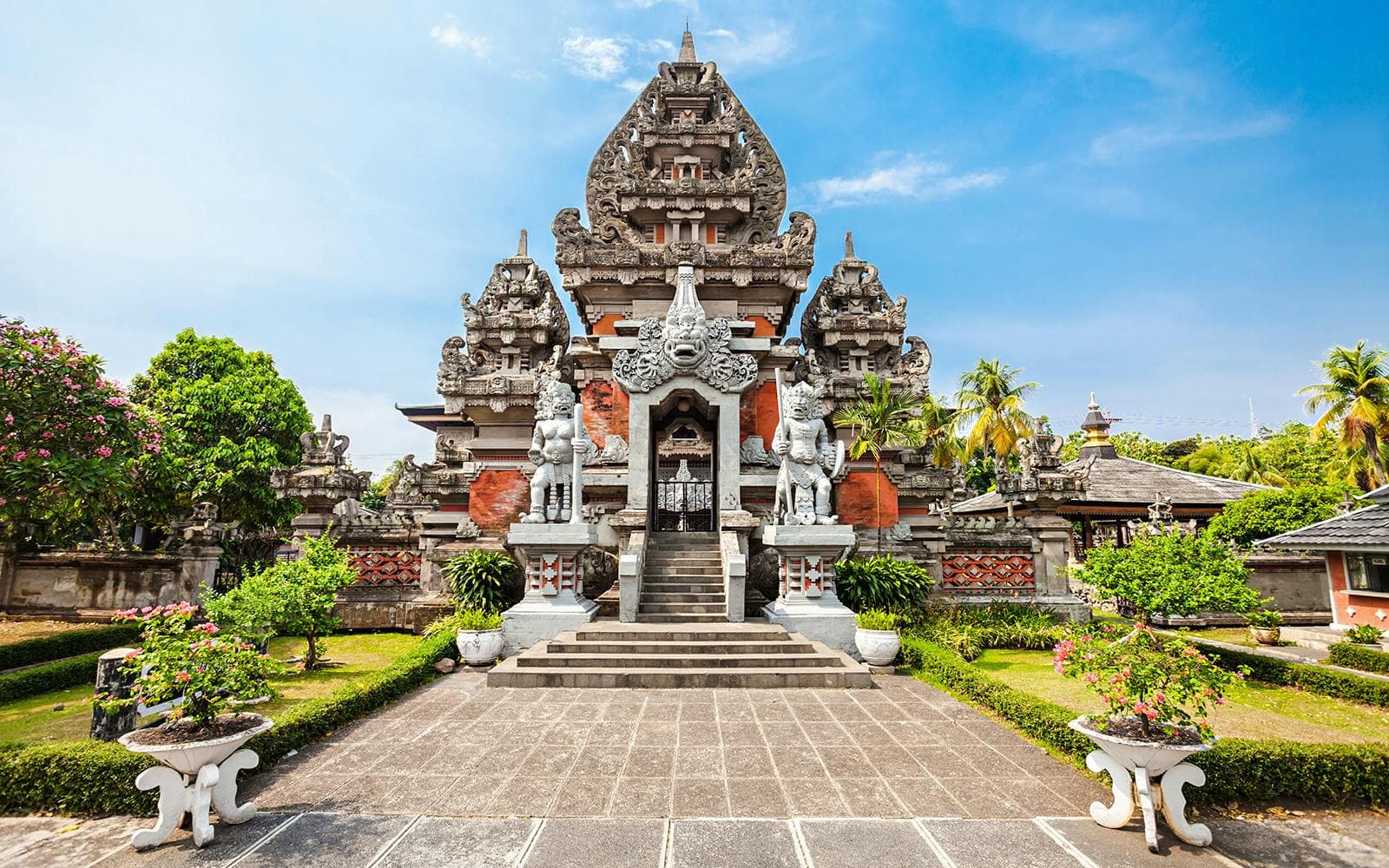 Best Taman Mini Indonesia Indah Tour & Jakarta Guide