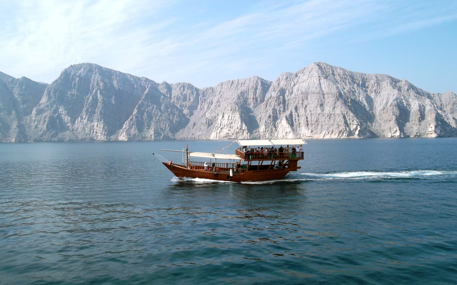 Unforgettable Musandam Dibba Boat Tours & Adventures