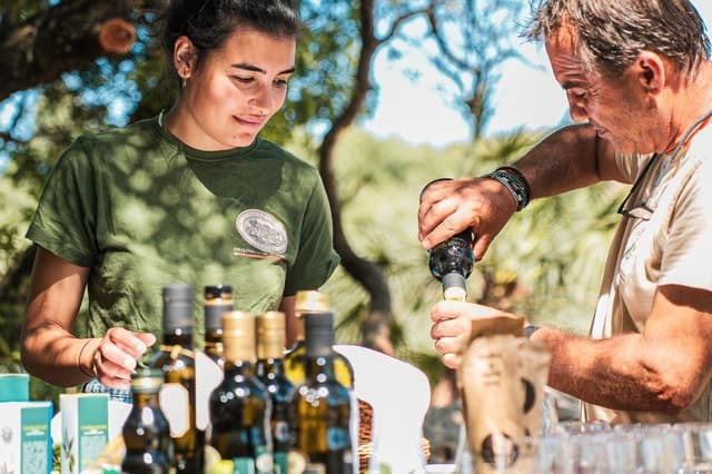 Authentic Wine Tasting Tours in Alghero, Sardinia