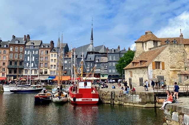 Best Mont-Saint-Michel Tours & Excursions from Honfleur