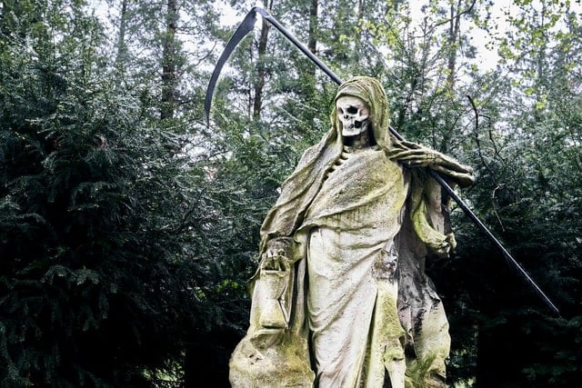 Melaten Cemetery Tour