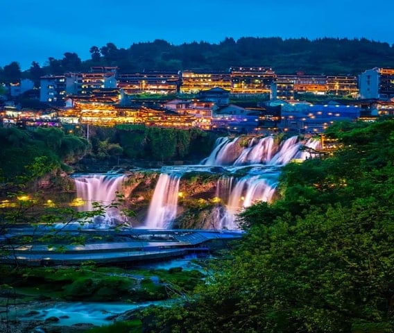 Fenghuang Ancient Town Tour