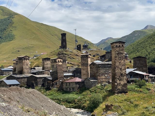 Kutaisi to Svaneti Tour: Peaks, Towers & Culture