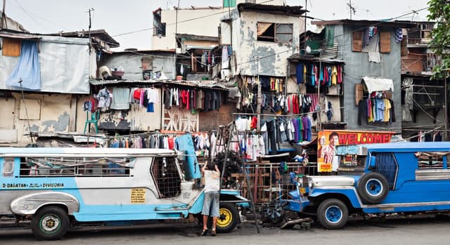 Manila Slums Local Market Tour