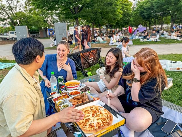 Han River Picnic