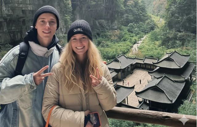 Explore Wulong Karst: The Ultimate Chongqing Adventure