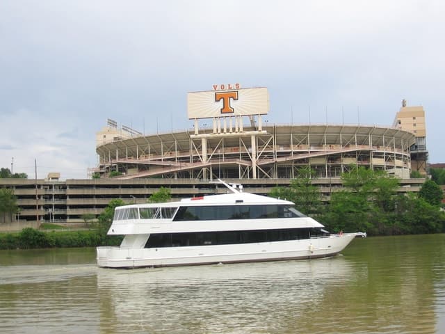 Unforgettable Knoxville River Cruise & Waterfront Tours