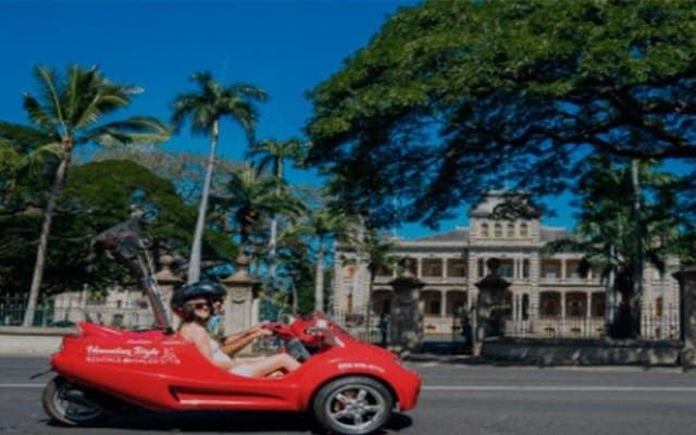 Waikiki Scoot Coupe Rental