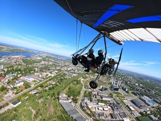 Experience the Thrill of Riga Hang-Gliding Adventures