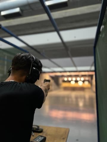 Top-Rated Shooting Experience in Warsaw, Poland