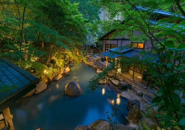 Best Hakone Day Trips from Tokyo: Mt. Fuji & Onsen Tours