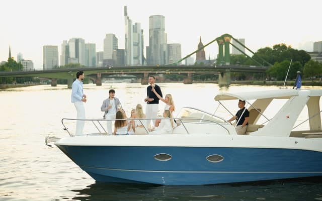 Frankfurt Skyline Boat Tour