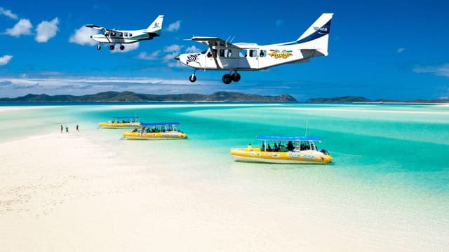 Unforgettable Great Barrier Reef Overnight Reef Cruises