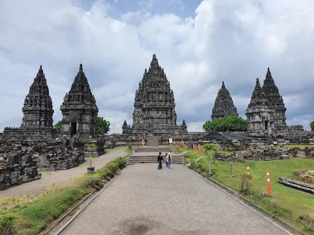 Prambanan Temple Tour - Semarang