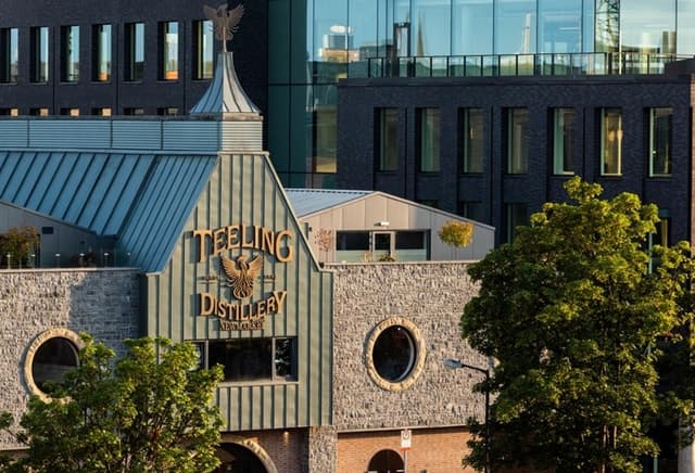 Teeling Whiskey Distillery Tour