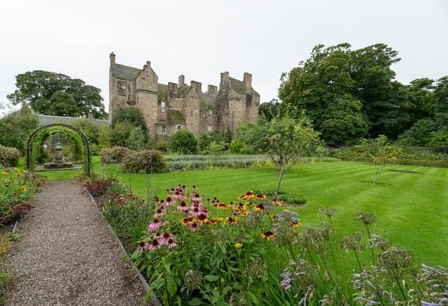 Outlander Tour - Edinburgh
