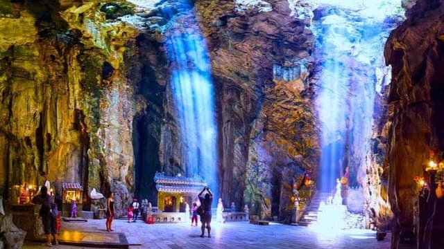 Top-Rated Marble Mountains & Linh Ung Pagoda Day Trips