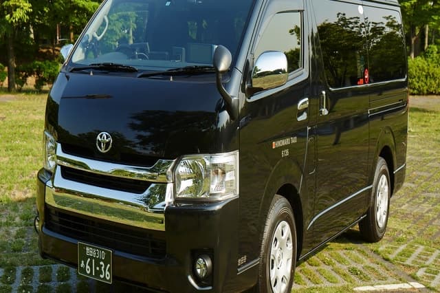 Kansai Airport to Osaka: Easy Transfer Service