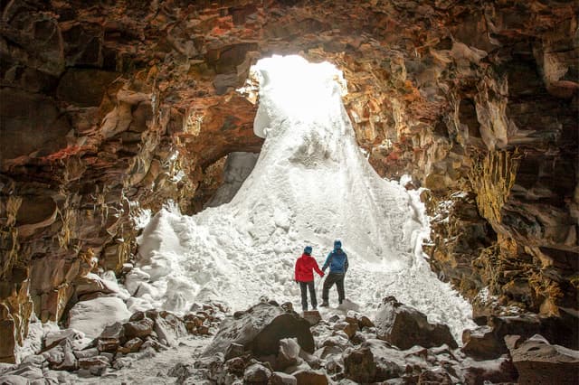 Best Northern Lights Tours in Snaefellsnes Peninsula
