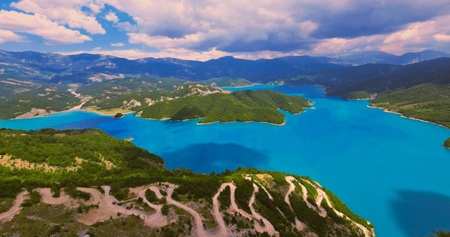 Bovilla Lake & Gamti Mountain Hiking Tour