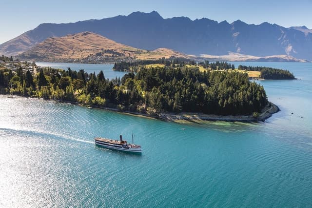 TSS Earnslaw Cruise