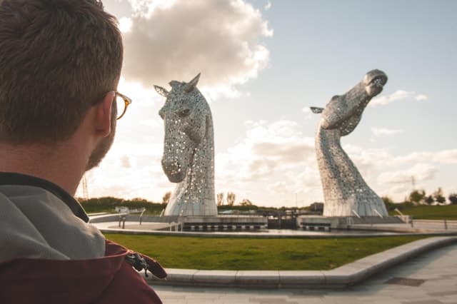 Best Loch Lomond, Stirling Castle & Kelpies Day Tours