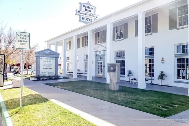 Boulder City Historic District: Self-Guided Tours Near Vegas
