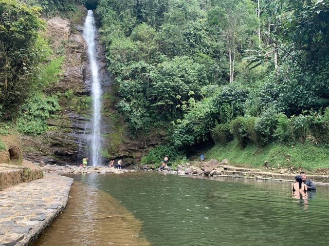 Best Cali Waterfall Excursions & Tours