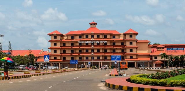 Reliable Kochi Airport Transfers & Private Car Services