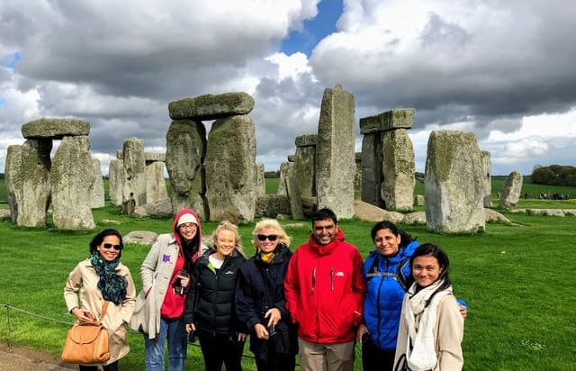 Oxford Day Trip: Stonehenge & Bath Highlights