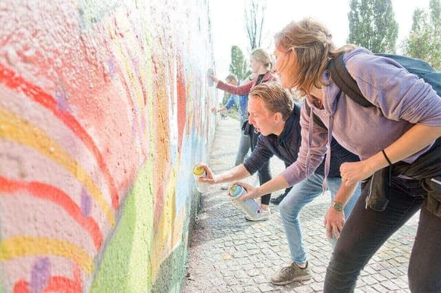 Top-Rated Berlin Street Art & Graffiti Workshop Experience