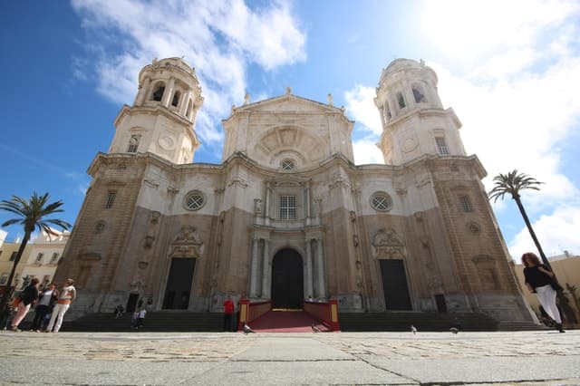 Top-Rated Cádiz Excursions from Seville