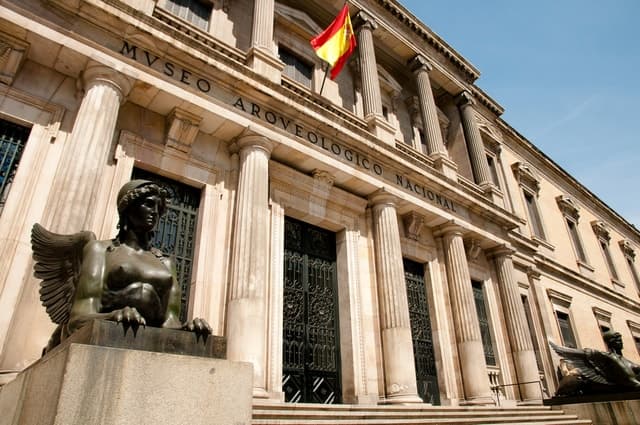 Best National Archaeological Museum Tours & Tickets
