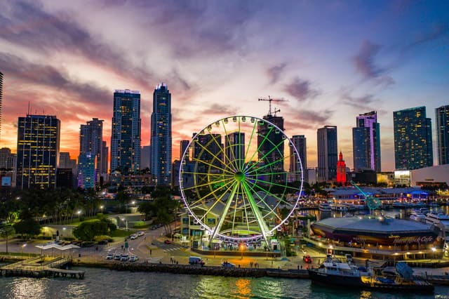 Skyviews Miami: Unmatched Panoramic Views & Sightseeing