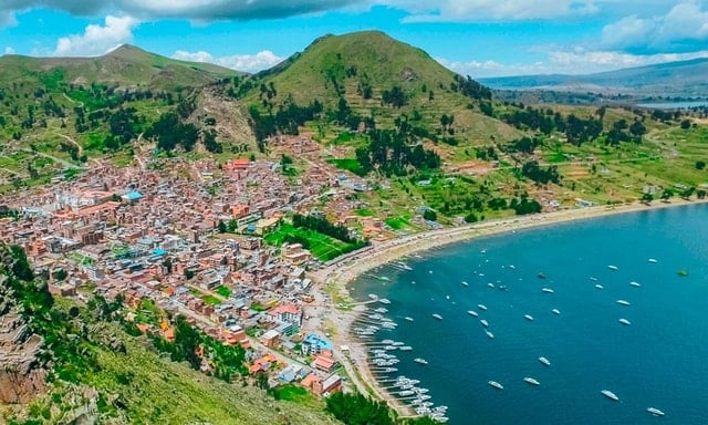 Lake Titicaca Tour - La Paz