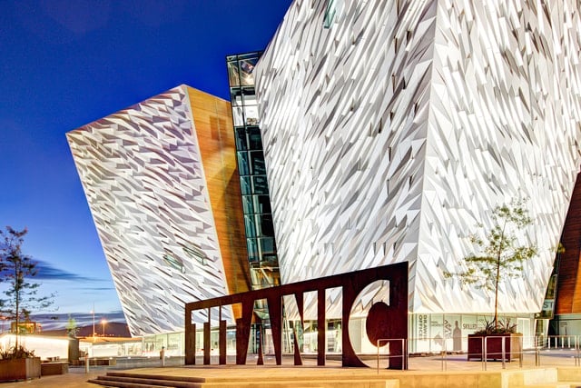 Titanic Museum & Belfast Peace Walls Tour