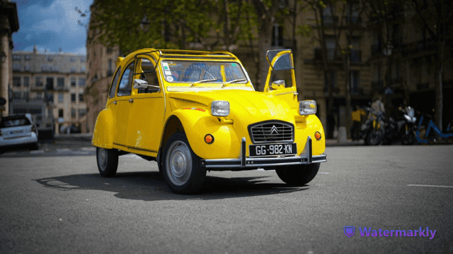 Vintage 2CV Tours & Rides in Paris