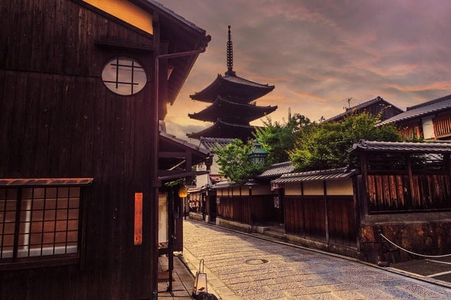 Gion Geisha Walking Tour