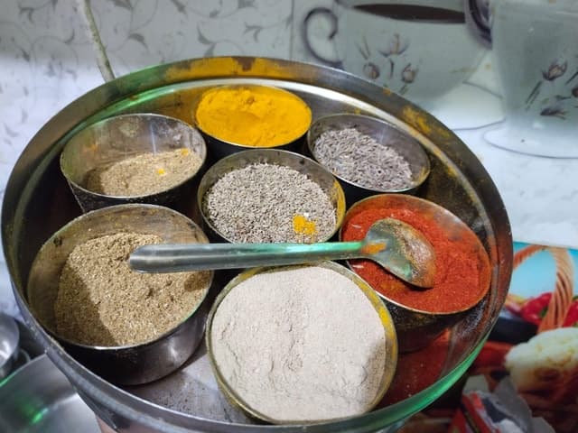 Authentic Varanasi Culinary Workshops & Cooking Classes
