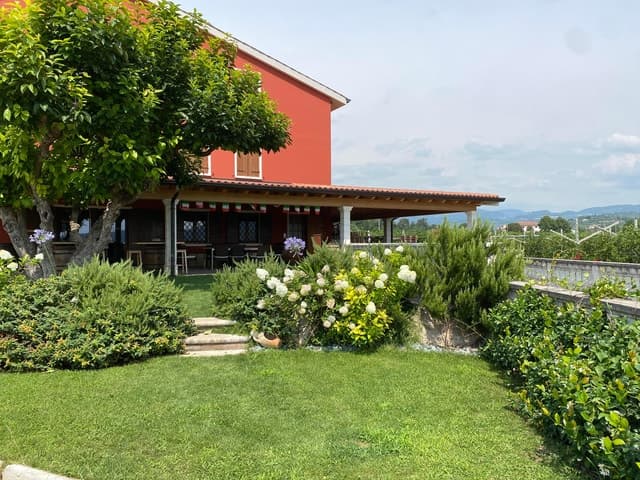 Verona to Valpolicella Wine Tour: Amarone Tastings
