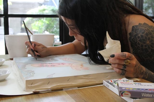 Compare Top Batik Painting Workshops in Hanoi