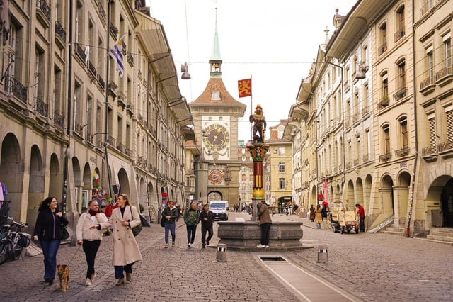 Bern Old Town Walking Tour