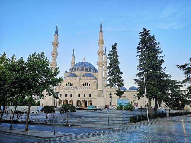 Best Guided Walking Tours in Tirana: Explore Like a Local