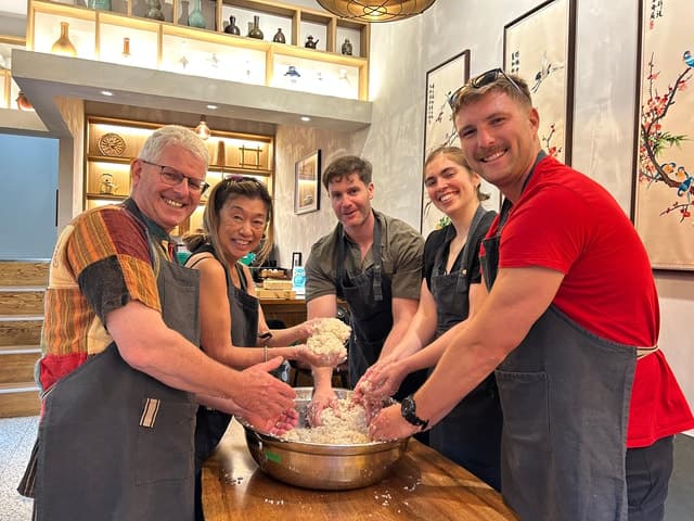 Seoul Makgeolli Brewing Experiences
