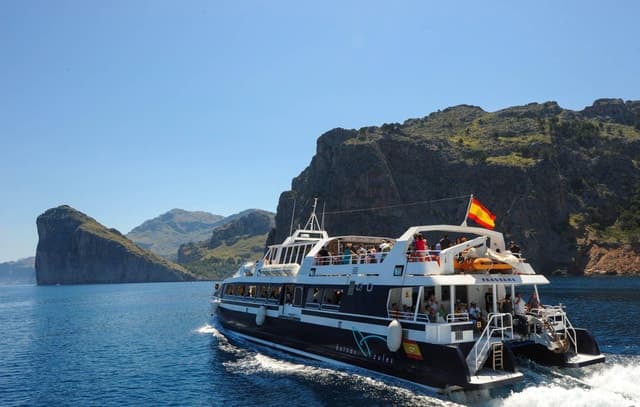 Explore Mallorcaâs Best Stops on an Island Tour