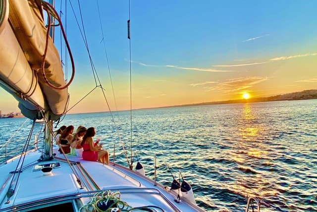 Best Tagus River Cruises: Unforgettable Lisbon Boat Tours