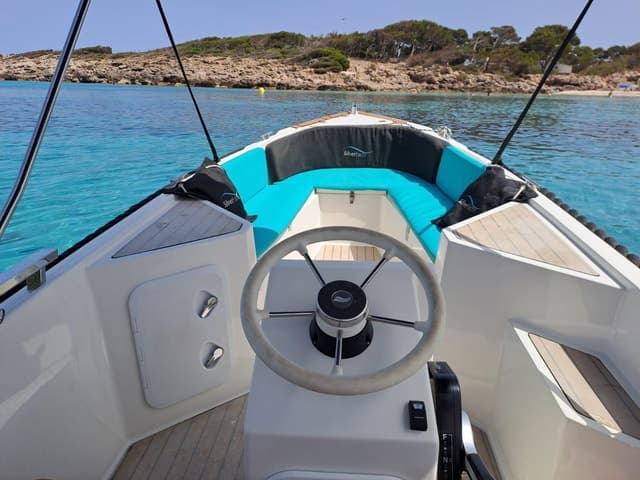 Best Boat Rentals in Malaga: Explore the Costa del Sol