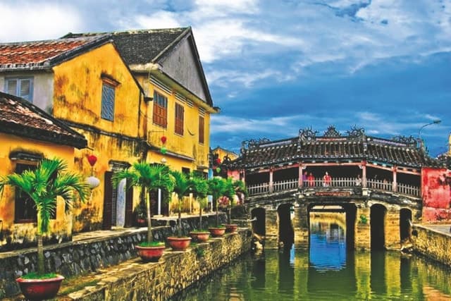 Private Transfers: Da Nang Airport to Hoi An Made Easy