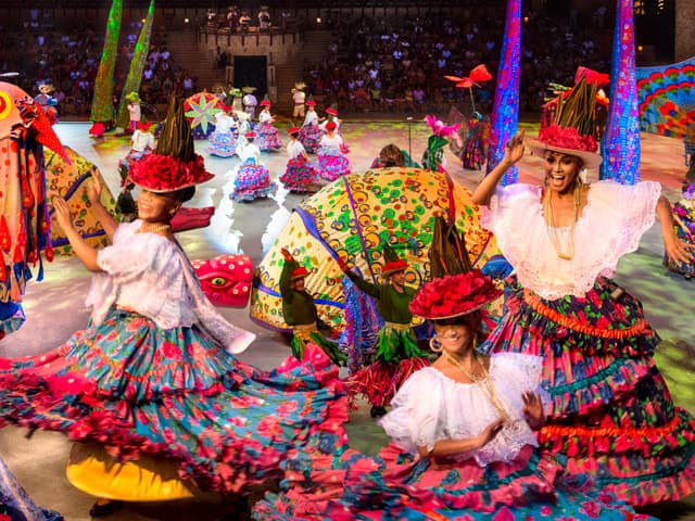 Xcaret Park Playa del Carmen: Eco-Culture Adventure